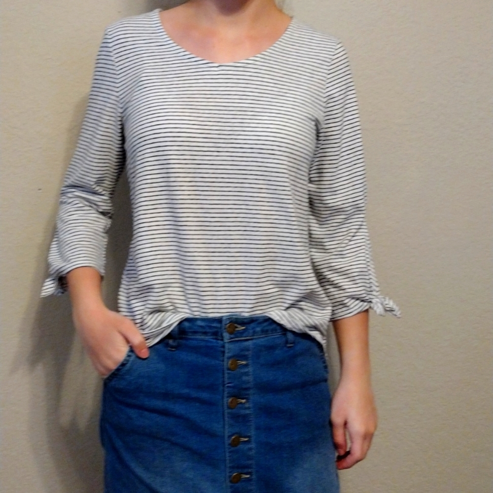 Black and white top